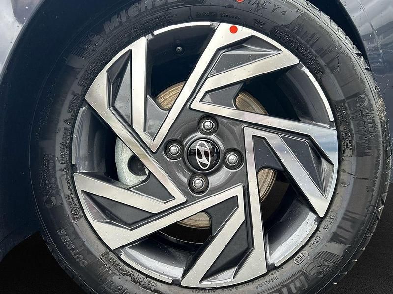 Neu Hyundai i20 Trend 90 PS (66 kW) 2026 Grau Kleinwagen