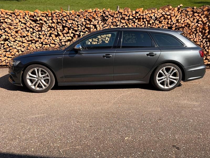 Gebraucht Audi S6 Comfort 450 PS (330 kW) 2015 Grau Kombi