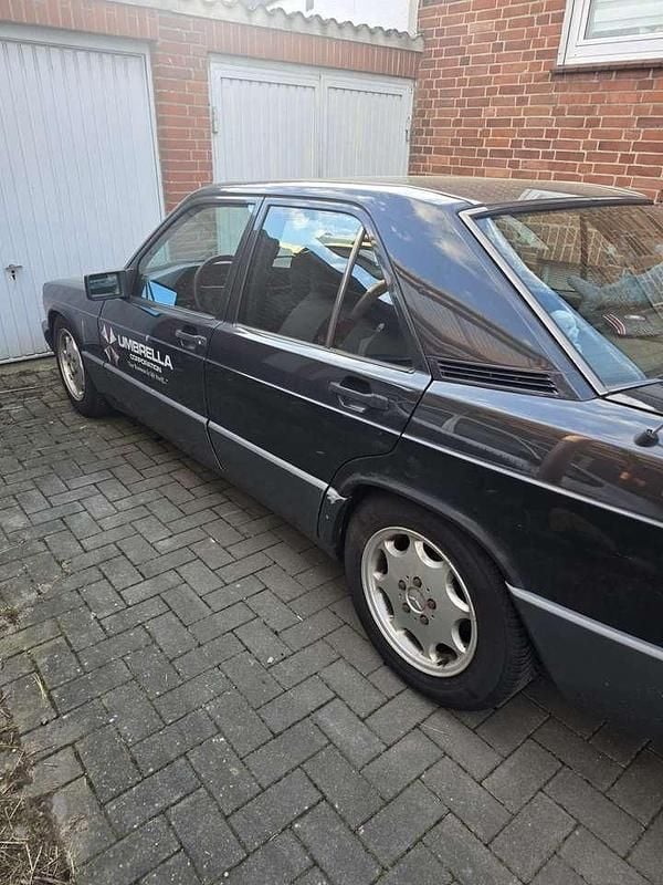 Gebraucht Mercedes 190 75 PS (55 kW) 1990 Limousine