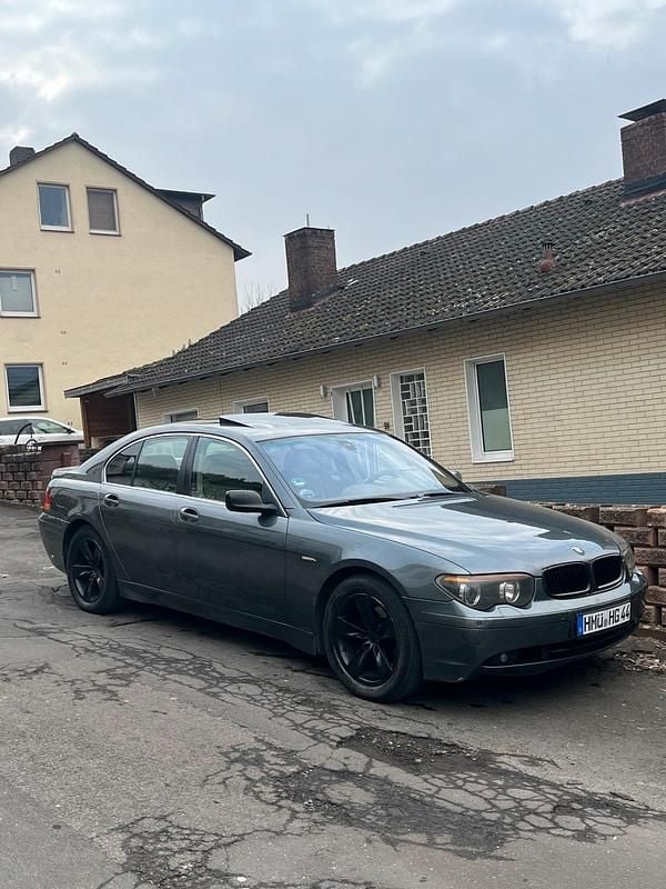 Gebraucht BMW 730 218 PS (160 kW) 2004 Andere farben Limousine