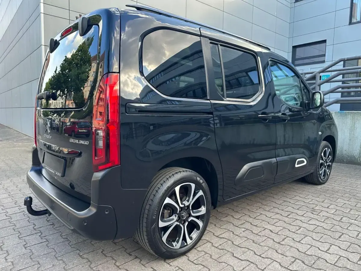Gebraucht Citroën Berlingo Shine 131 PS (96 kW) 2019 Schwarz Van / Kleinbus