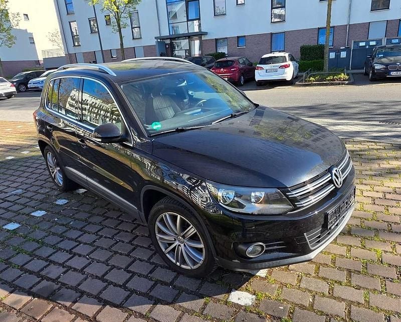 Second-hand VW Tiguan LOUNGE 150 CP (110 kW) 2015 Negru SUV