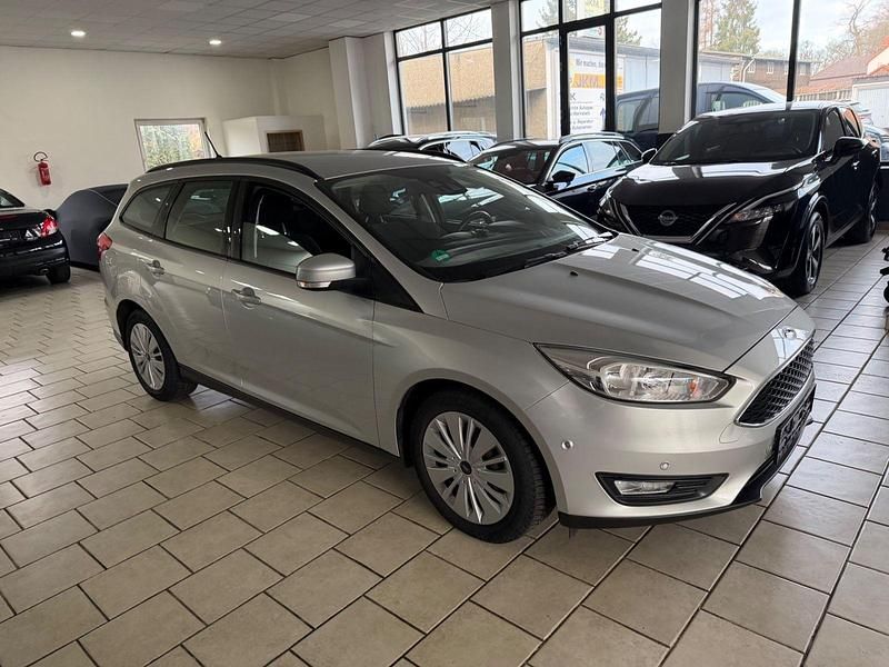 Gebraucht Ford Focus Trend 95 PS (69 kW) 2017 Silber Kombi