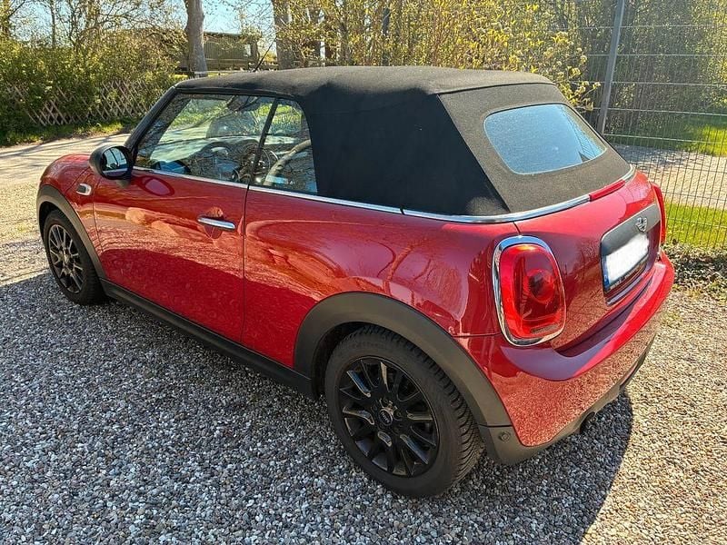 Second-hand Mini One Cabriolet 102 CP (75 kW) 2017 Roșu Cabrio