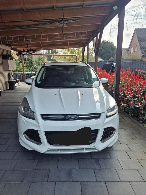 Gebraucht Ford Kuga Titanium 180 PS (132 kW) 2014 Weiß SUV