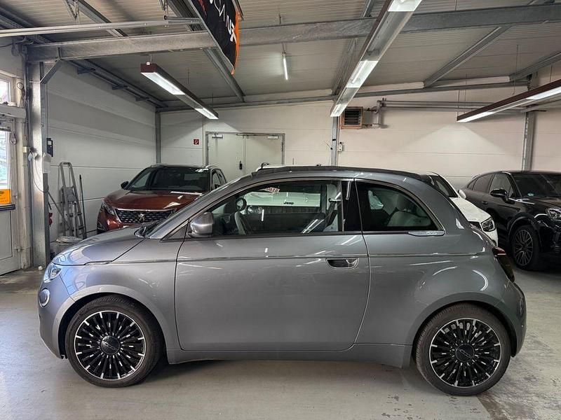 Gebraucht Fiat 500e La Prima 86 kW (118 PS) 2022 Grau