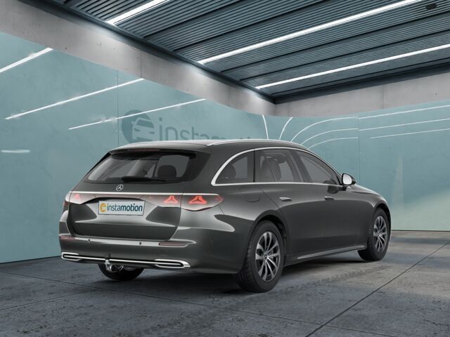 Gebraucht Mercedes E220 Avantgarde 197 PS (144 kW) 2024 Grau Kombi