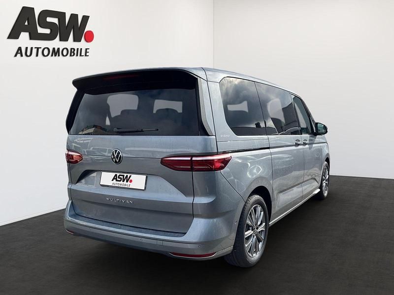 Neu VW Multivan Life 150 PS (110 kW) 2026 Monosilber metallic Van