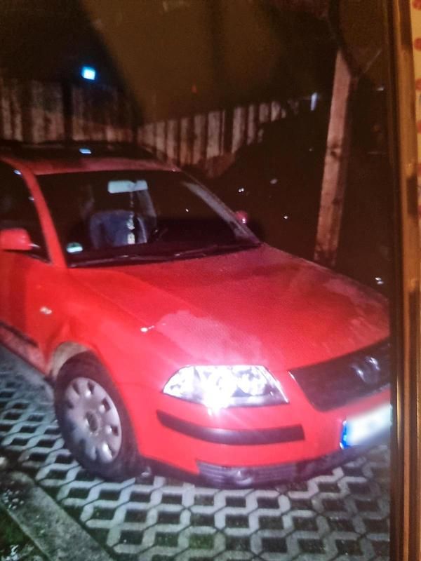 Gebraucht VW Passat 101 PS (74 kW) 2001 Rot Kombi