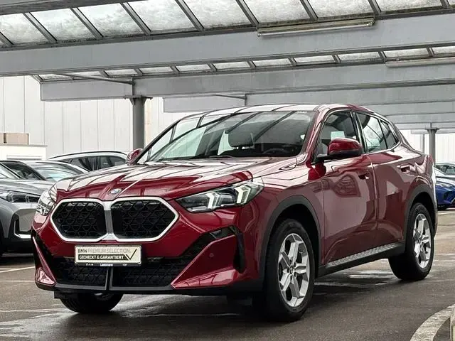 Używany BMW X2 163 KM (119 kW) 2025 Czerwony SUV