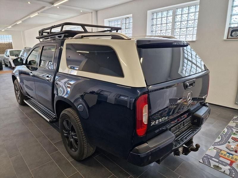 Gebraucht Mercedes X250 Edition 190 PS (139 kW) 2018 Blau Pickup