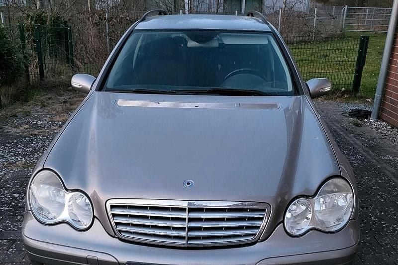 Gebraucht Mercedes C200 2006 Grau Kombi