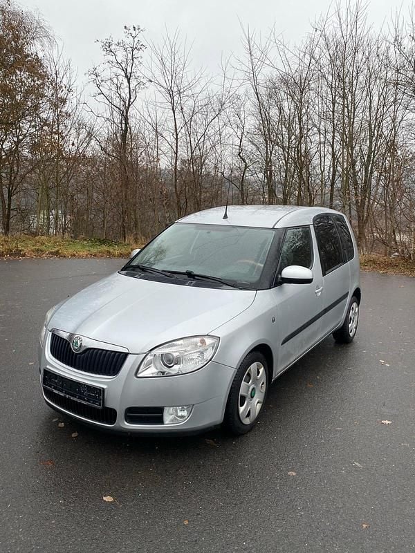 Silber Gebraucht 2008 Skoda Roomster Van / Kleinbus | 3.099 € (Guter Preis) - Bild 1/4
