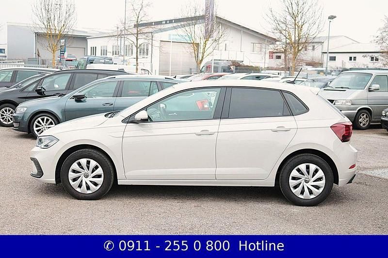 Gebraucht VW Polo Life 95 PS (69 kW) 2022 Grau Kleinwagen