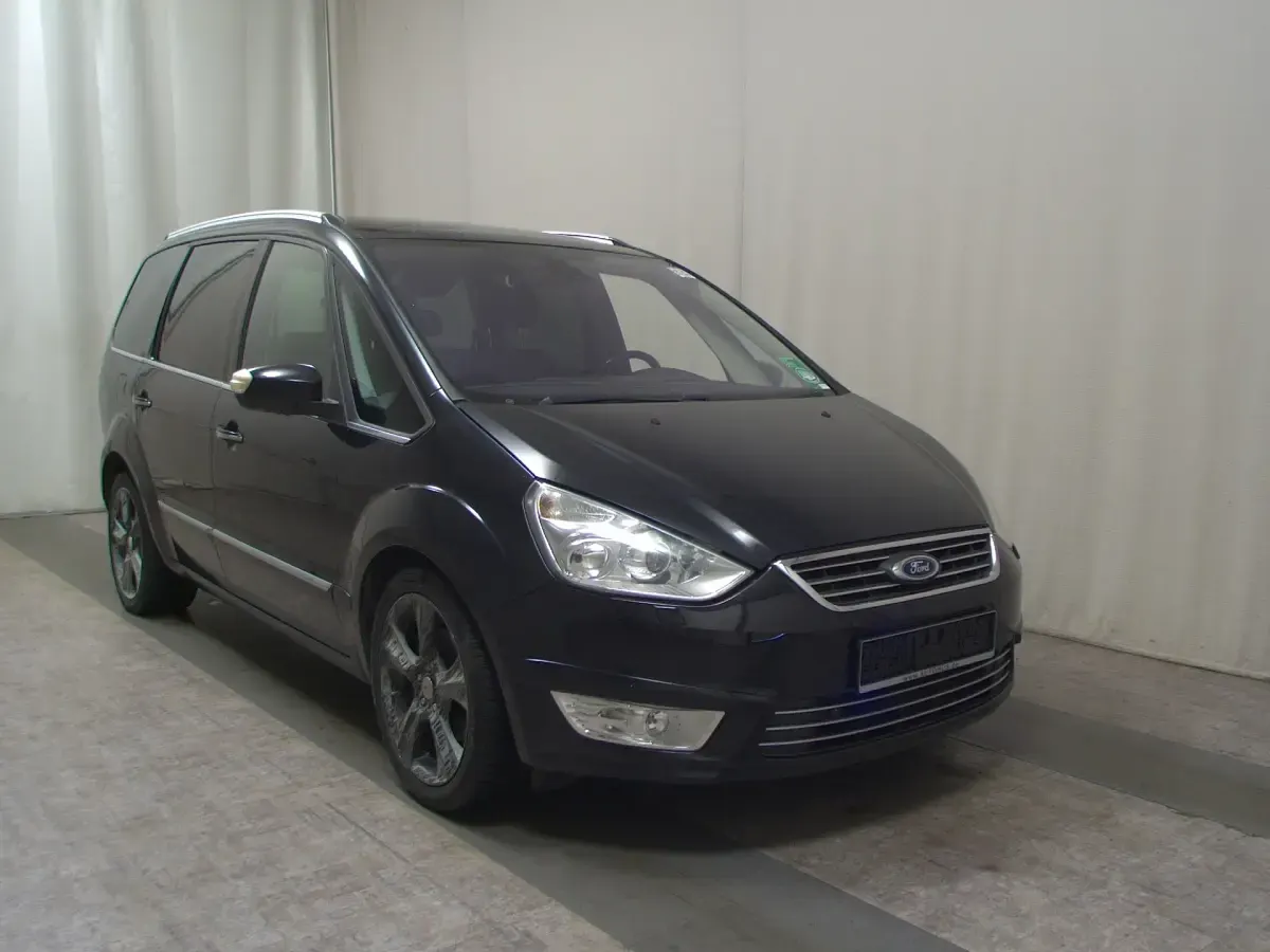 Gebraucht Ford Galaxy Titanium 200 PS (147 kW) 2011 Pantherschwarz metallic Van / Kleinbus