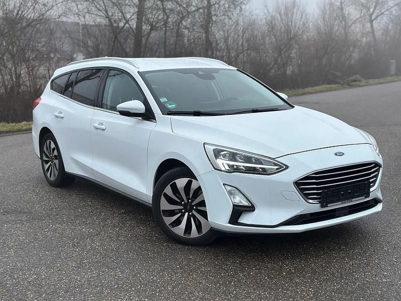 Gebraucht Ford Focus Cool & Connect 120 PS (88 kW) 2019 Weiß Kombi