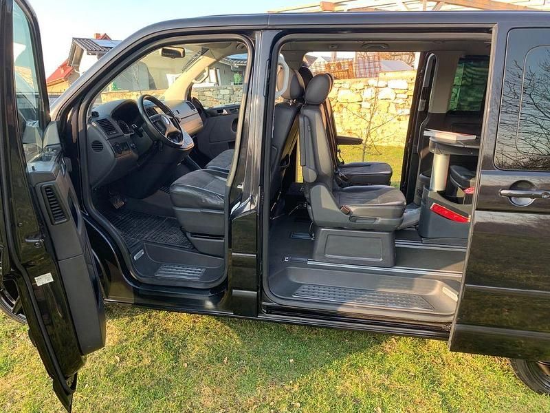 Second-hand VW T5 174 CP (127 kW) 2007 Negru Van