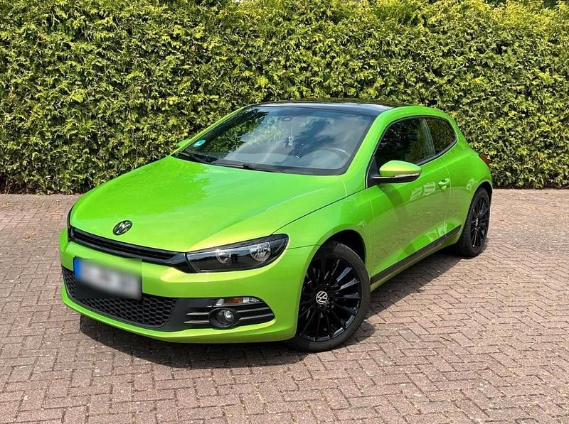 Grün Gebraucht 2009 VW Scirocco Coupé | 10.500 € (Etwas zu teuer) - Bild 1/4