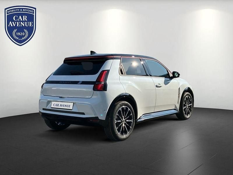Neu Renault 5 E-Tech Komfort 110 kW (150 PS) 2026 Weiß SUV