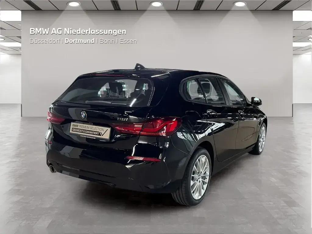 Gebraucht BMW 118 136 PS (100 kW) 2023 Schwarz Limousine