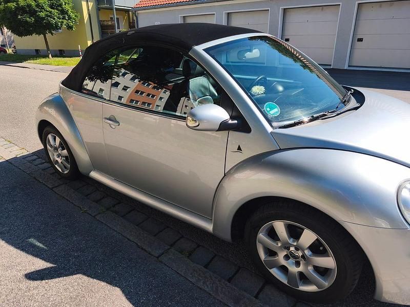 Gebraucht VW Beetle Cabriolet 116 PS (85 kW) 2003 Grau Cabrio