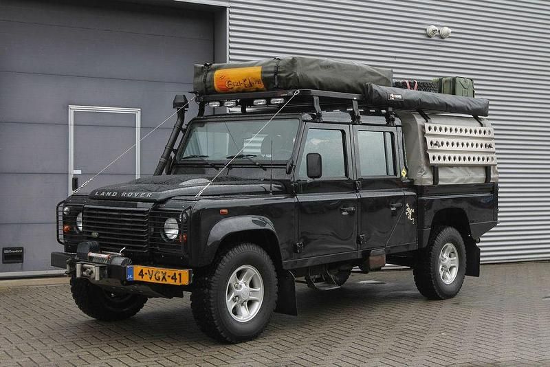 Gebraucht Land Rover Defender S 122 PS (89 kW) 2010 Schwarz SUV