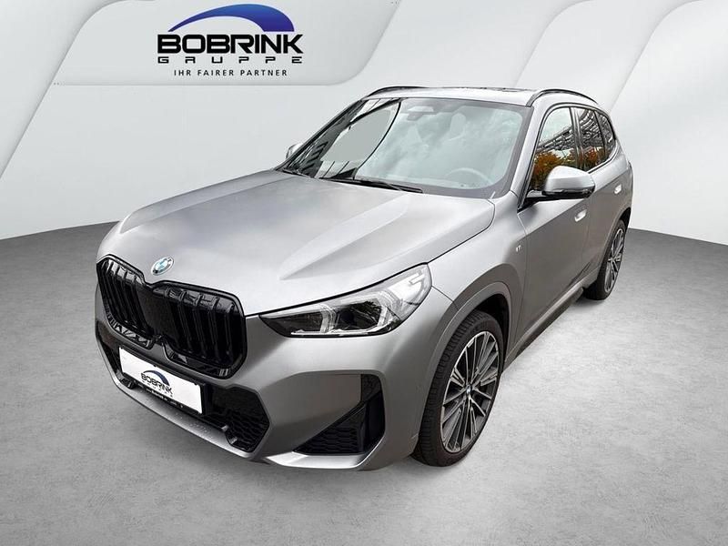 Grau Gebraucht 2022 BMW X1 M Sport SUV | 44.920 € - Bild 1/4