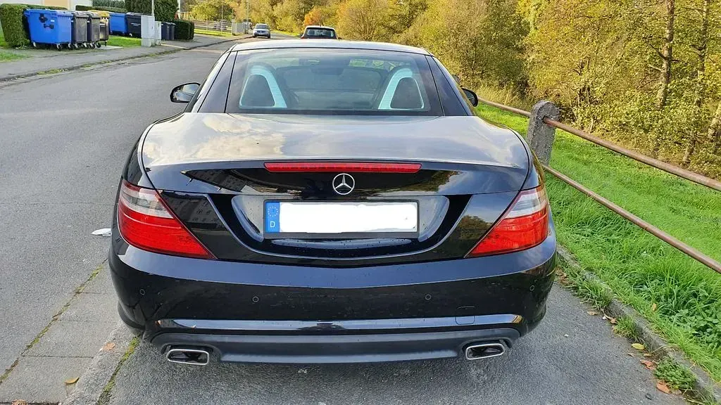 Gebraucht Mercedes SLK350 AMG Edition 1 306 PS (225 kW) 2011 Schwarz Cabrio
