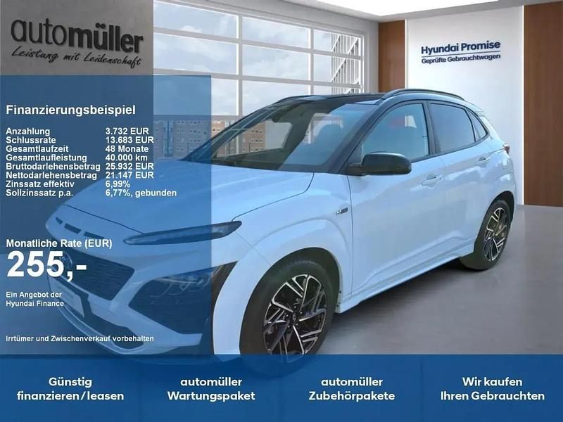 Weiß atlas white / phantom black Gebraucht 2022 Hyundai Kona N Line SUV | 24.680 € (Fairer Preis) - Bild 1/1