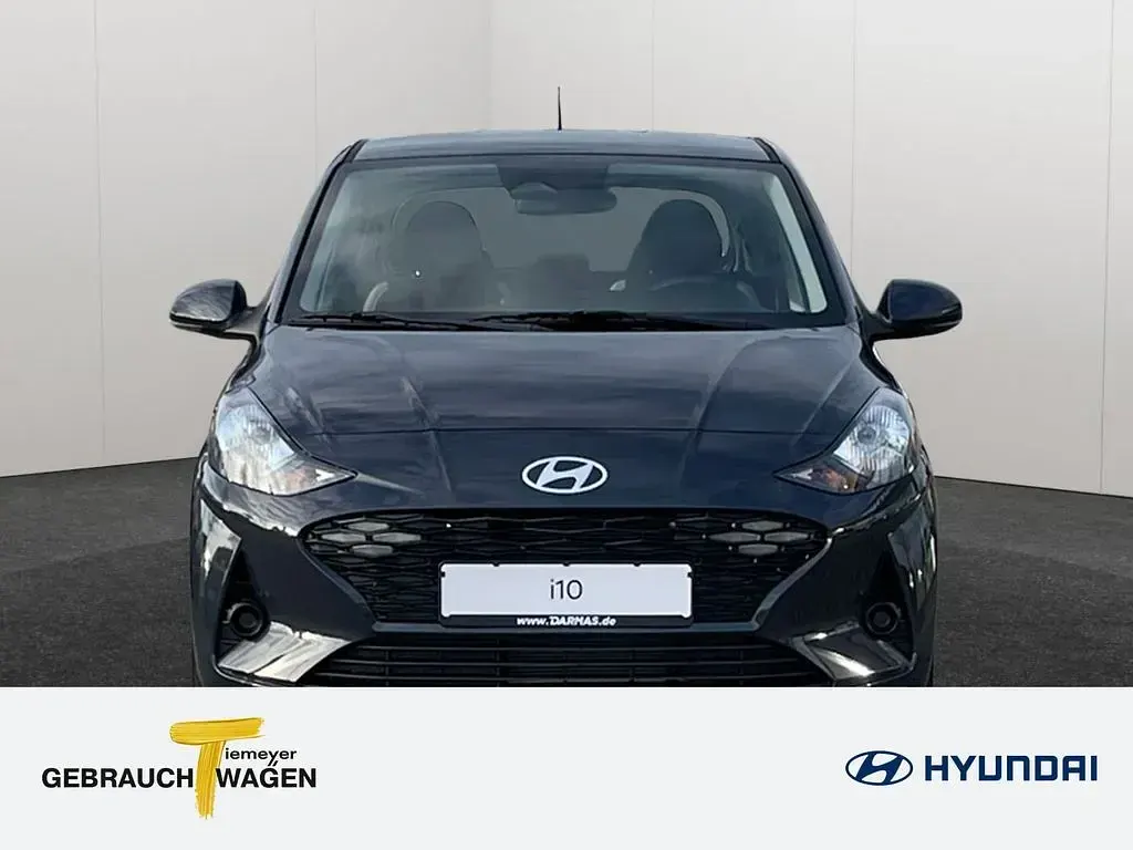 Gebraucht Hyundai i10 Trend 101 PS (74 kW) 2025 Grün Kleinwagen