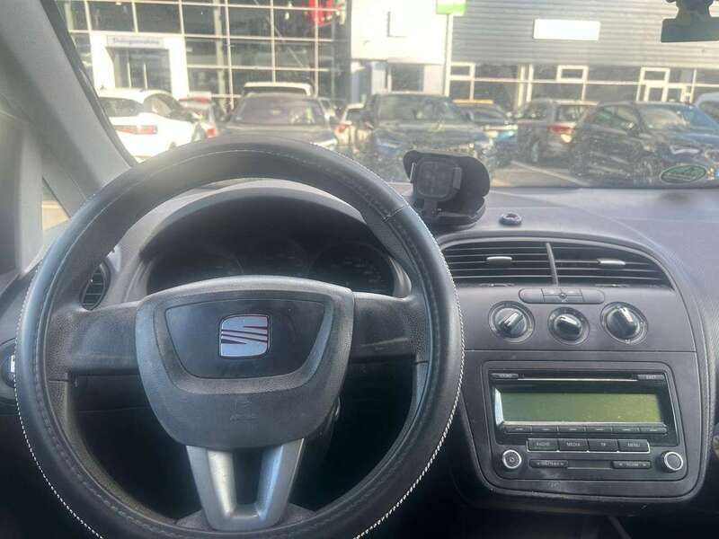 Schwarz Gebraucht 2010 Seat Altea Style Van / Kleinbus | 1.500 € (Superpreis) - Bild 1/4