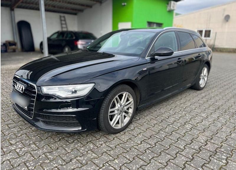 Gebraucht Audi A6 Ambiente 190 PS (139 kW) 2014 Schwarz Kombi