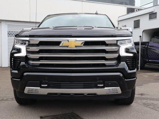 Gebraucht Chevrolet Silverado 309 PS (227 kW) 2025 Schwarz SUV