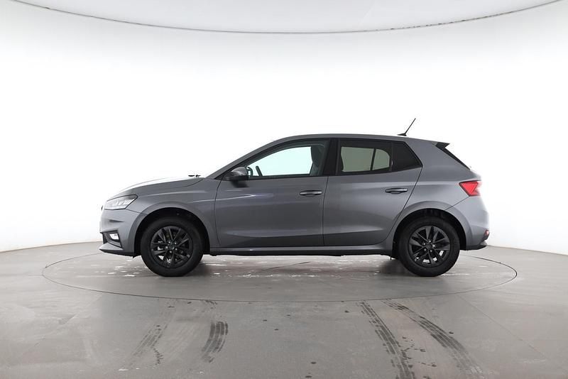 Neu Skoda Fabia Selection 95 PS (69 kW) 2025 Graphitegrau Limousine