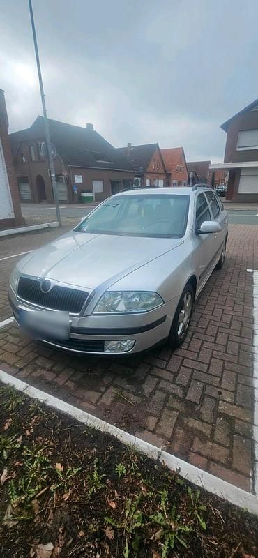 Gebraucht Skoda Octavia 140 PS (102 kW) 2007 Silber Kombi
