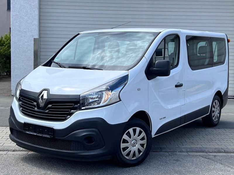 Weiß Gebraucht 2016 Renault Trafic Van | 15.500 € (Fairer Preis) - Bild 1/4