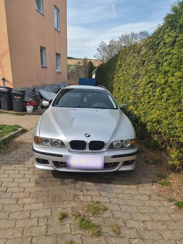 Second-hand BMW 525 163 CP (119 kW) 2003 Argintiu Break