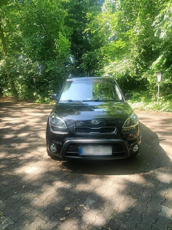 Schwarz Gebraucht 2012 Kia Soul SUV | 9.250 € (Etwas zu teuer) - Bild 1/4