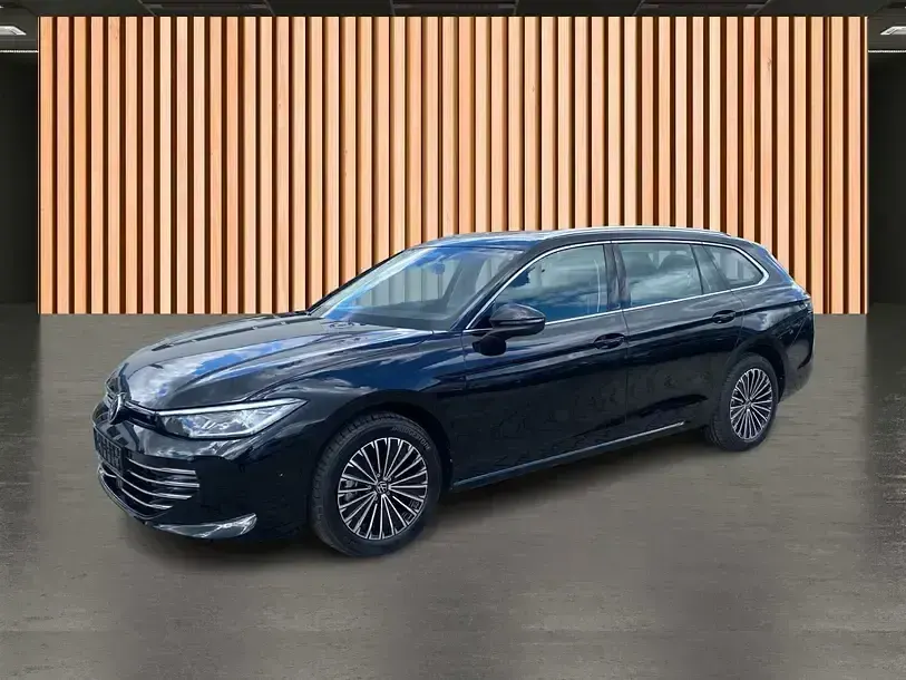 Gebraucht VW Passat Elegance 150 PS (110 kW) 2025 Schwarz Kombi
