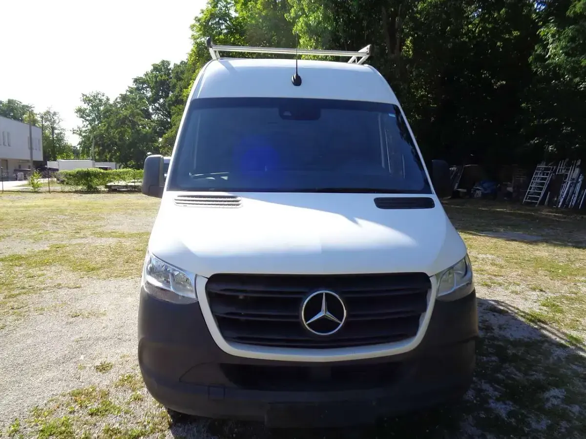 Gebraucht Mercedes Sprinter 190 PS (139 kW) 2020 Arktikweiss Van