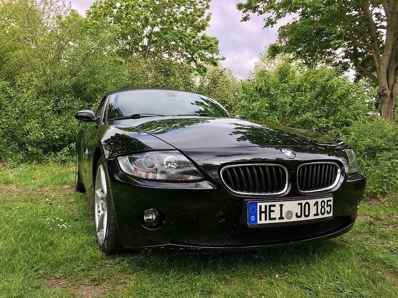 Gebraucht BMW Z4 150 PS (110 kW) 2005 Schwarz Cabrio