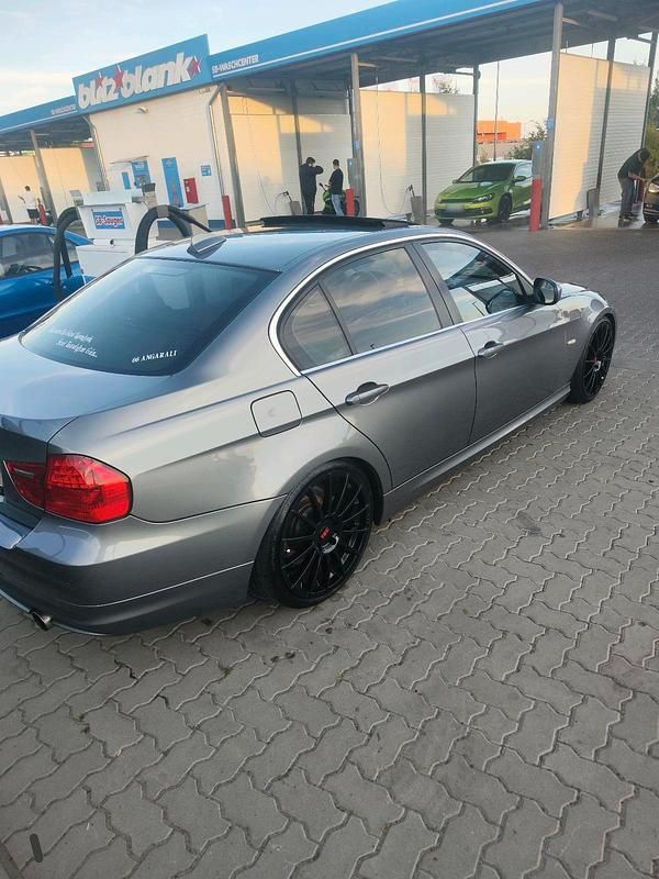 Gebraucht BMW 335 286 PS (210 kW) 2009 Grau Limousine