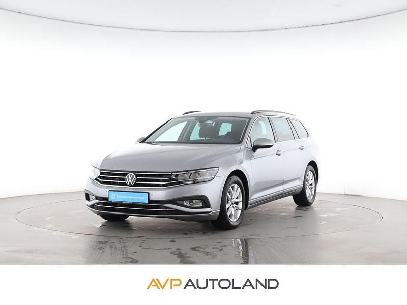 Gebraucht VW Passat Business+ 150 PS (110 kW) 2022 Pyritsilber Kombi
