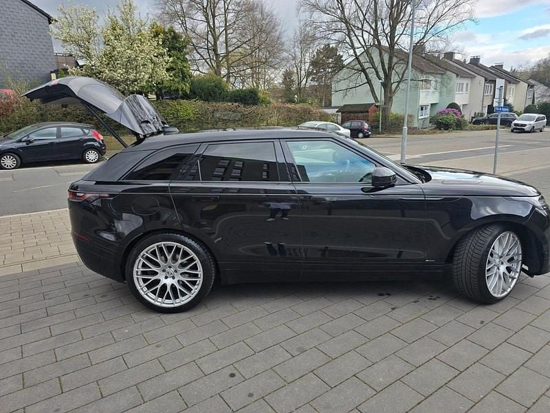 Gebraucht Land Rover Range Rover Velar SE Dynamic 300 PS (220 kW) 2019 Schwarz SUV