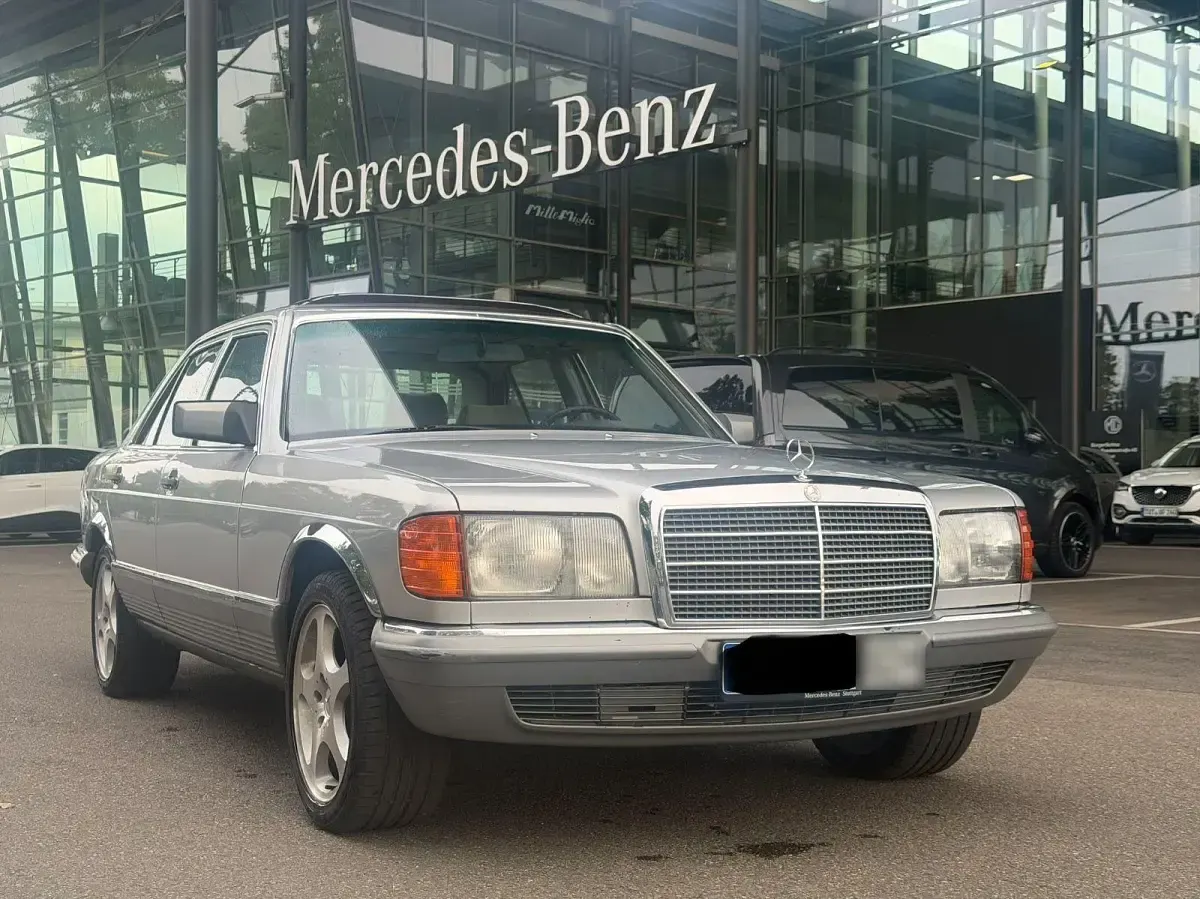 Gebraucht Mercedes S280 185 PS (136 kW) 1980 Grau Limousine