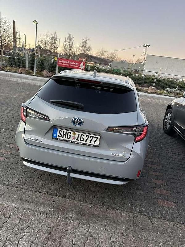 Gebraucht Toyota Corolla Team 122 PS (89 kW) 2021 Kombi