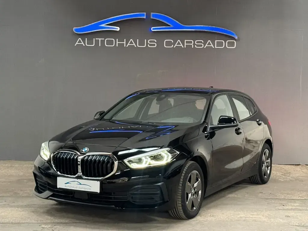 Gebraucht BMW 118 Performance 136 PS (100 kW) 2023 Schwarz Kleinwagen
