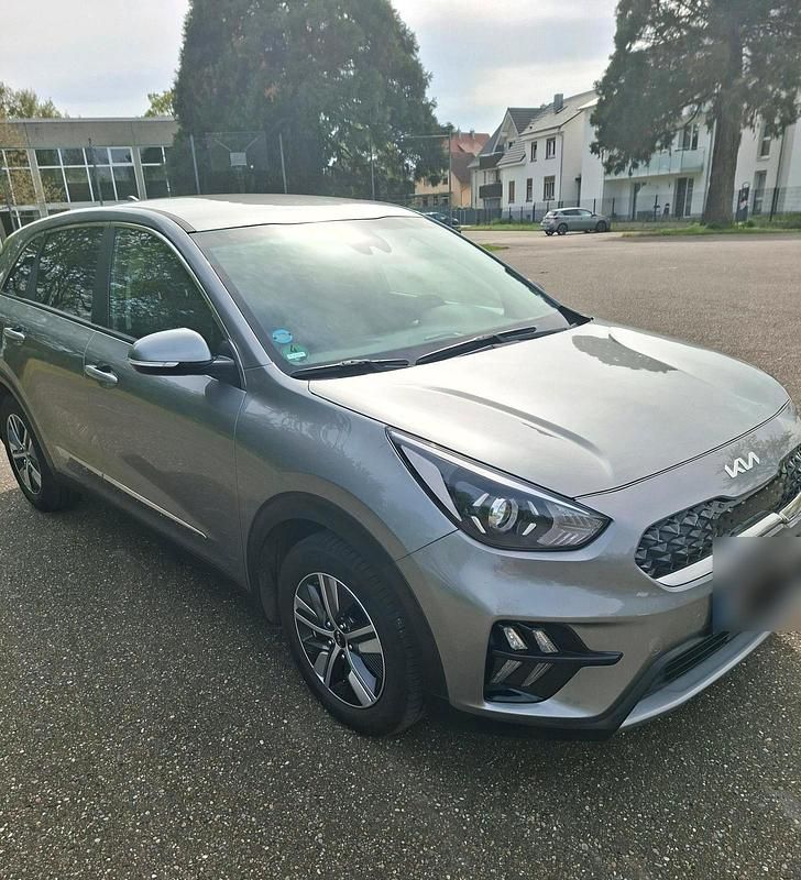 Gebraucht Kia Niro Edition 7 141 PS (103 kW) 2022 Grau SUV