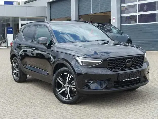 Gebraucht Volvo XC40 120 PS (88 kW) 2025 SUV