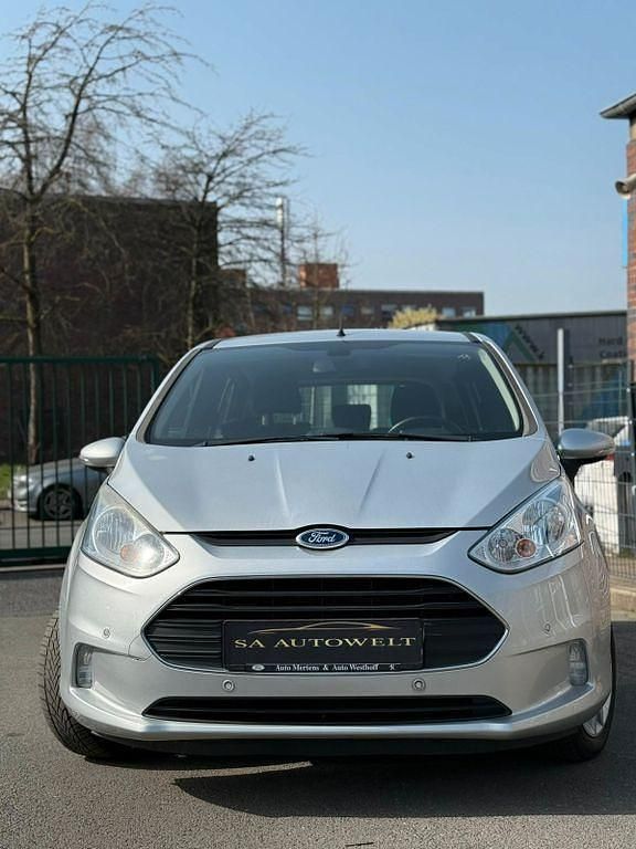 Gebraucht Ford B-MAX SYNC Edition 105 PS (77 kW) 2015 Silber Van / Kleinbus